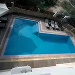 Villa Miramar Complex -