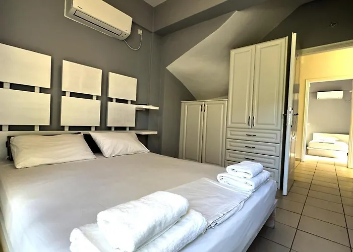 Miramar Complex - Kórfos