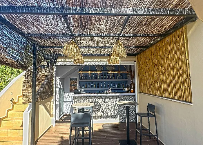 Vila Miramar Complex - *