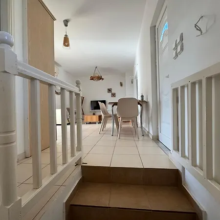 Vila Miramar Complex - *