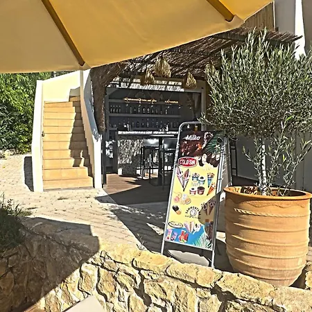 Вилла Miramar Complex -