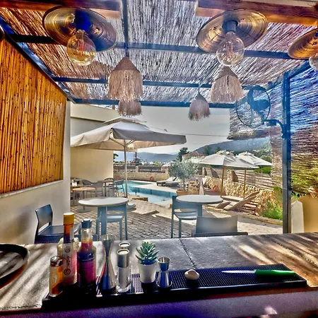 Miramar Complex - Villa *