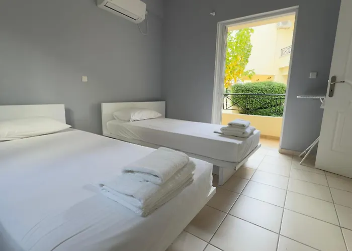 וילה Miramar Complex -