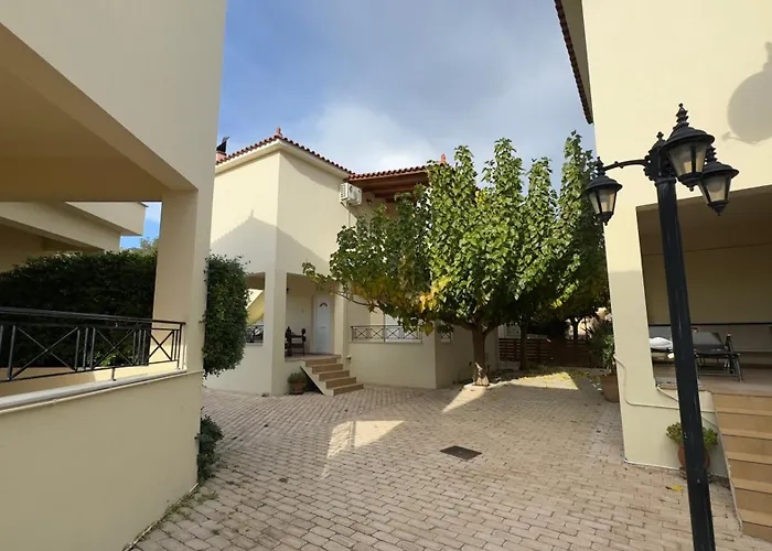 וילה Miramar Complex - Kórfos