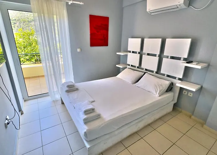 Miramar Complex - וילה *