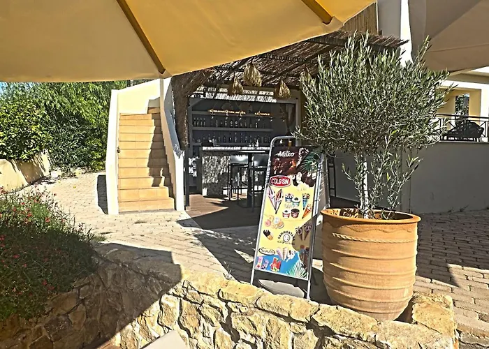 Вилла Miramar Complex -